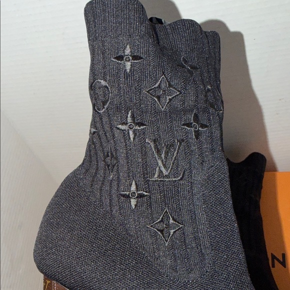 Louis Vuitton Silhouette Ankle Boot 1A855A - Picture 5 of 9